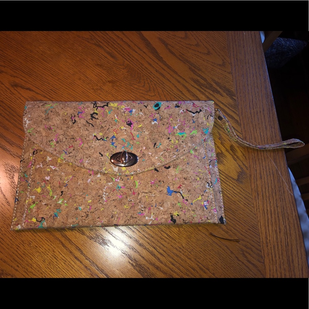 2/$25 Cork Clutch